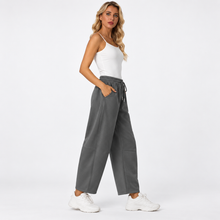 Charger l'image dans la galerie, Women’s Relaxed Barrel-Leg Ankle Pants with Drawstring & Pockets