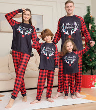 Charger l'image dans la galerie, Christmas Printed Matching Family Pajama Set
