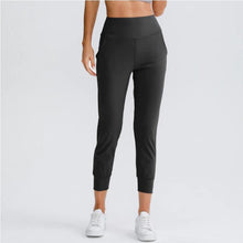 Charger l'image dans la galerie, High Waist With Pocket Loose Joggers
