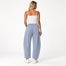 Charger l'image dans la galerie, Women’s Relaxed Barrel-Leg Ankle Pants with Drawstring &amp; Pockets
